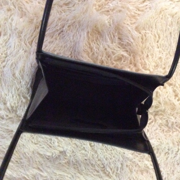 Handbag - Picture 4 of 6